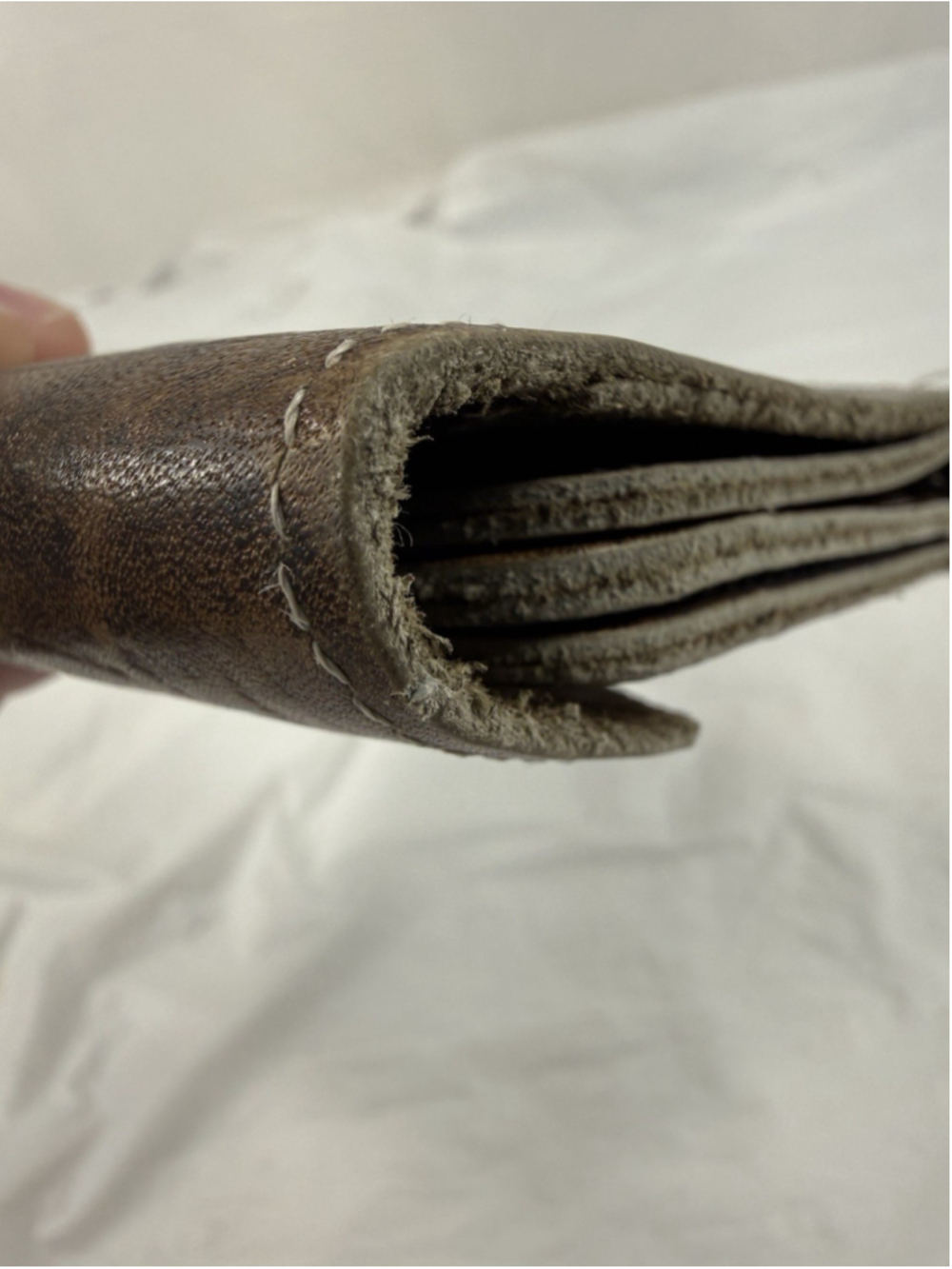 Cowhide Brazil Tooled Brown Leather Wallet - Picture 13 of 15
